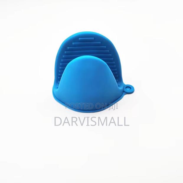 Heat Resistant/ Gloves photo 4