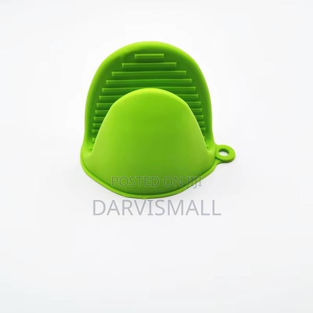 Heat Resistant/ Gloves photo 5