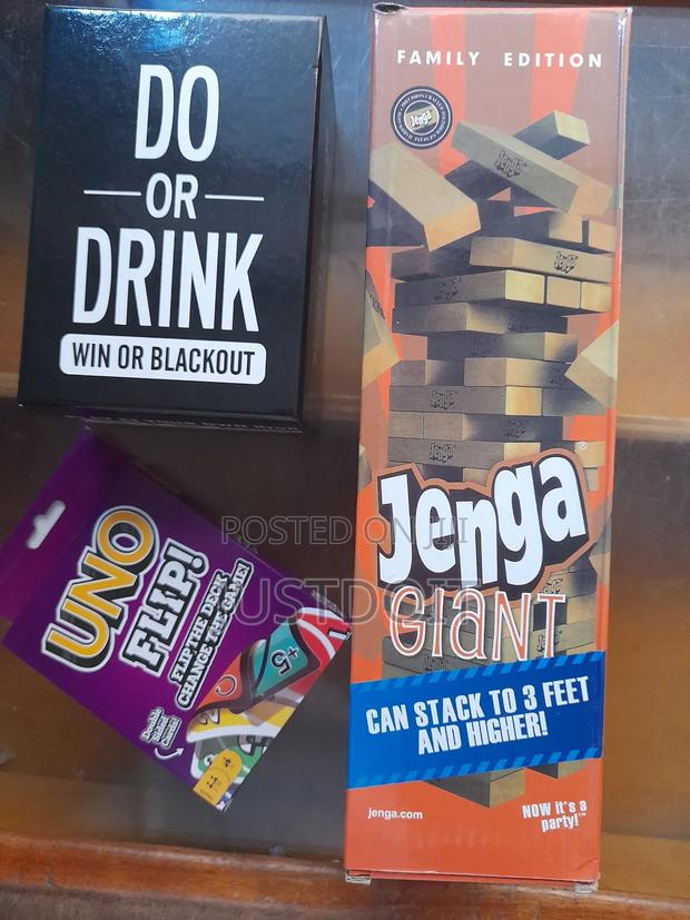 Jenga + Do or Drink + Uno · Photo 2