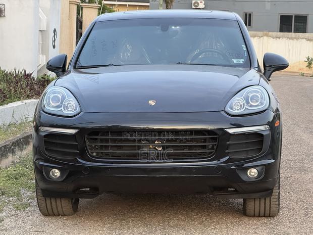 Porsche Cayenne Turbo AWD 2019 Black