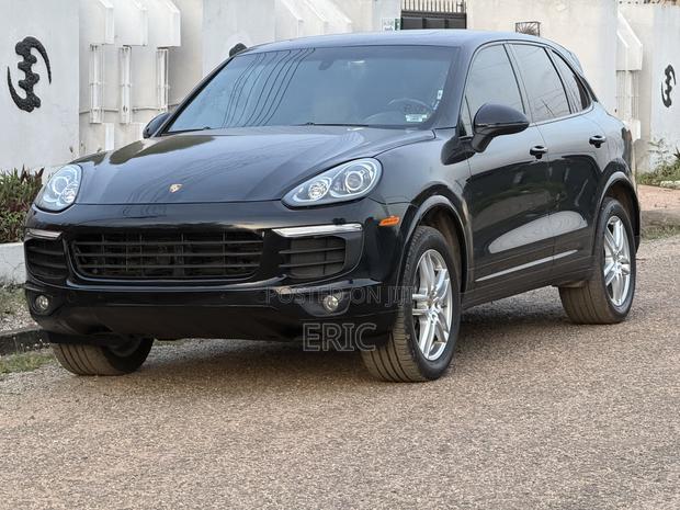 Porsche Cayenne Turbo AWD 2019 Black