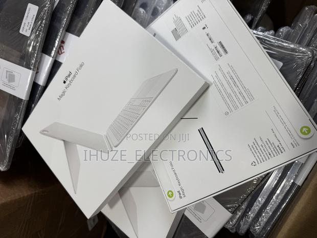 Apple Magic Keyboard Folio for iPad (A16) and 10th Gen iPad (Sealed) photo 2