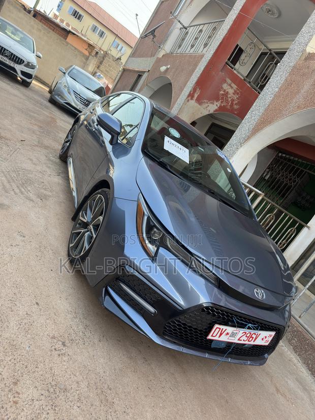Toyota Corolla SE 2021 Gray