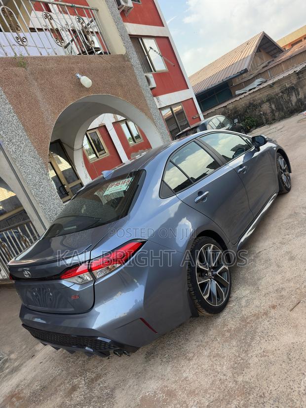 Toyota Corolla SE 2021 Gray