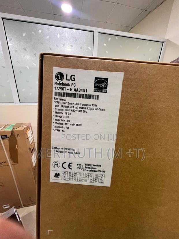 New Laptop LG Gram 15.6 16GB Intel Core I7 SSD 1T photo 3