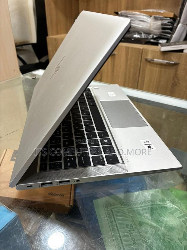 Laptop HP EliteBook 830 G8 8GB Intel Core I5 SSD 256GB