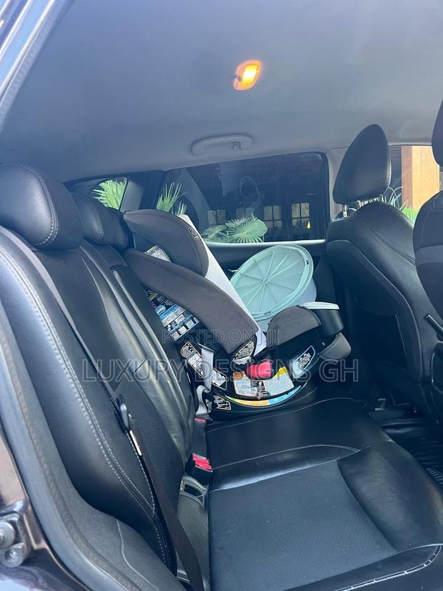 Nissan Qashqai 2018 Black photo 4