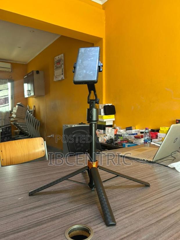 Smart Selfie Stick Q13