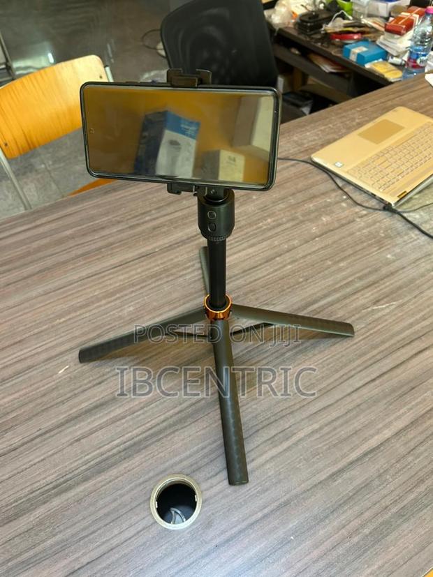 Smart Selfie Stick Q13 photo 4