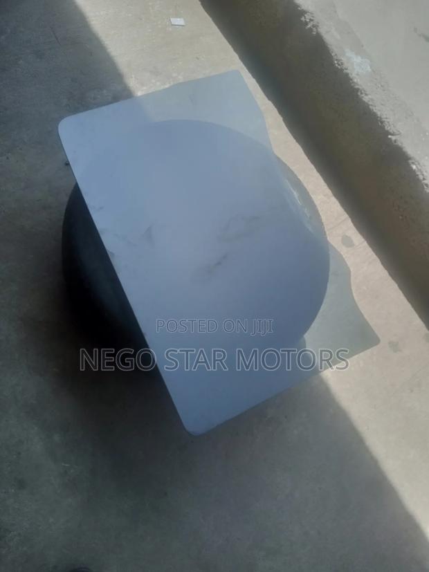 Toyota Tundra 2010 Back Door Glass Tinted photo 2