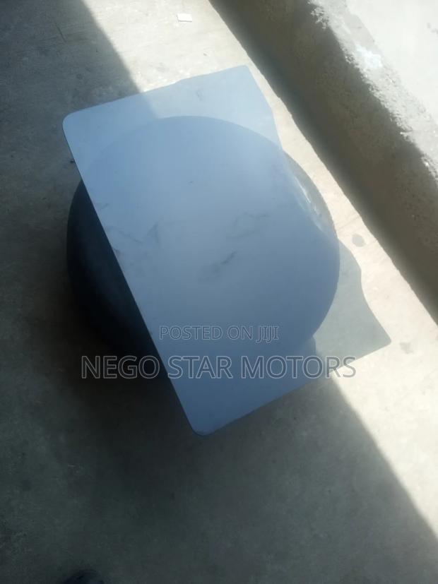 Toyota Tundra 2010 Back Door Glass Tinted photo 3
