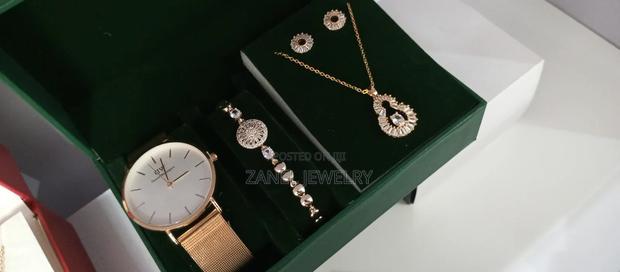 Quality Jewelry Set · Photo 3