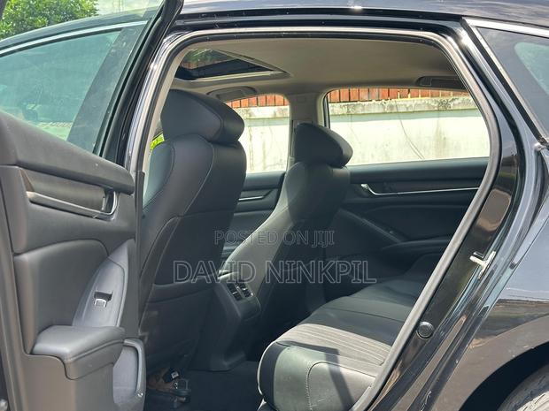 Honda Accord Sport (2.0L 4cyl Turbo 10A) 2019 Black
