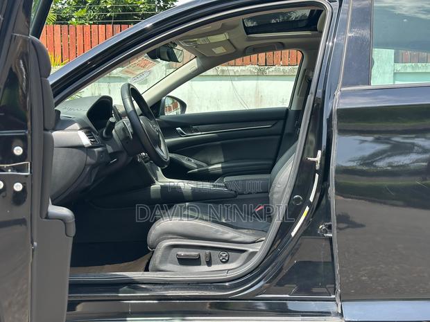 Honda Accord Sport (2.0L 4cyl Turbo 10A) 2019 Black