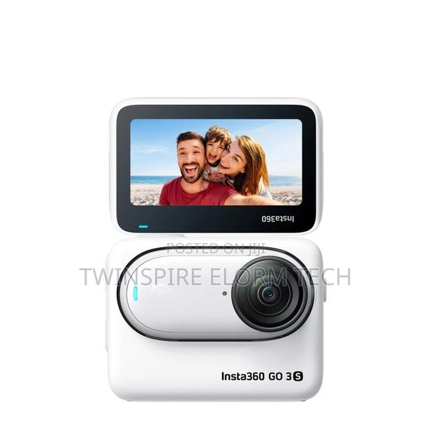 Insta360 Go 3s Action Camera Standard Bundle