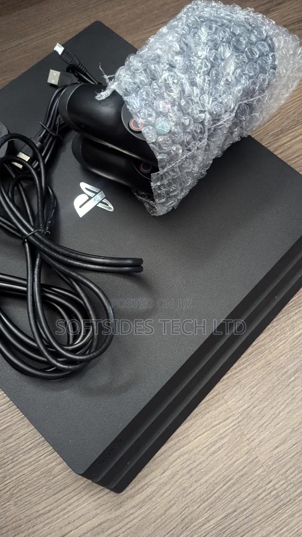 Sony Ps4 Pro Loaded With 17 Hot Tittled Games, Fc26 And Others photo 4