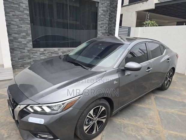 Nissan Sentra SV 2021 Gray