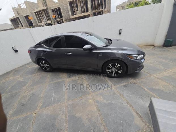Nissan Sentra SV 2021 Gray