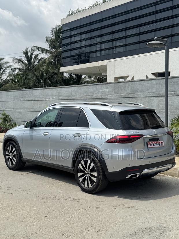 Mercedes-Benz GLE-Class GLE 350 4MATIC 2024 Silver