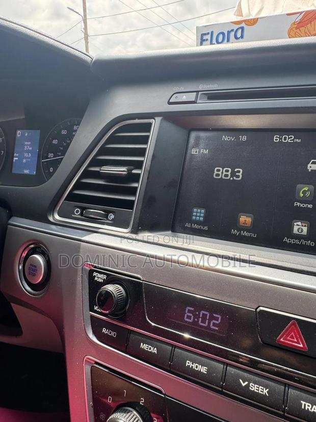 Hyundai Sonata Limited Sedan FWD (2.4L 4cyl 6A) 2017 Blue