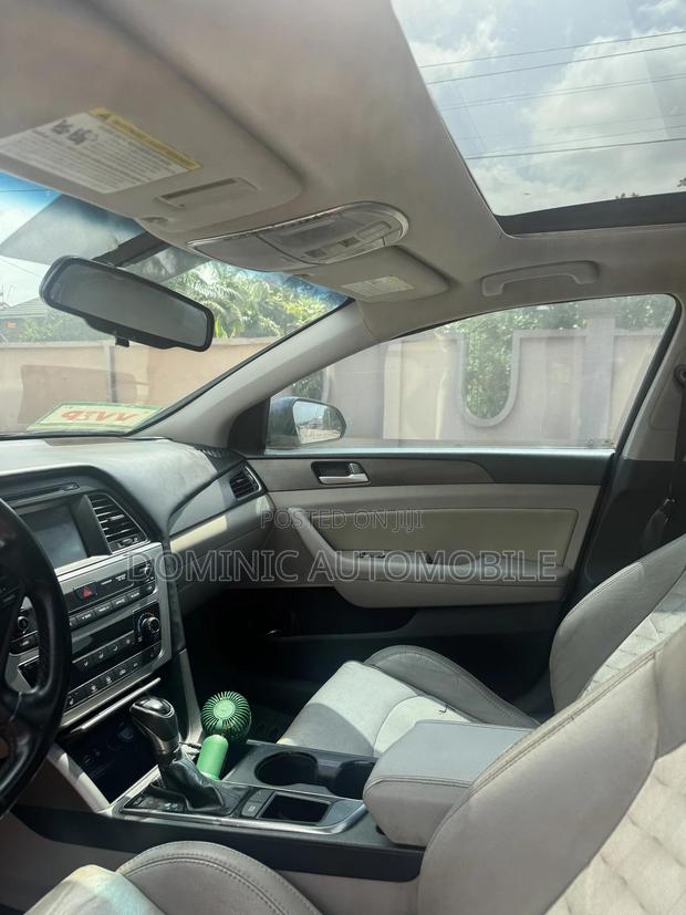 Hyundai Sonata Limited Sedan FWD (2.4L 4cyl 6A) 2017 Blue