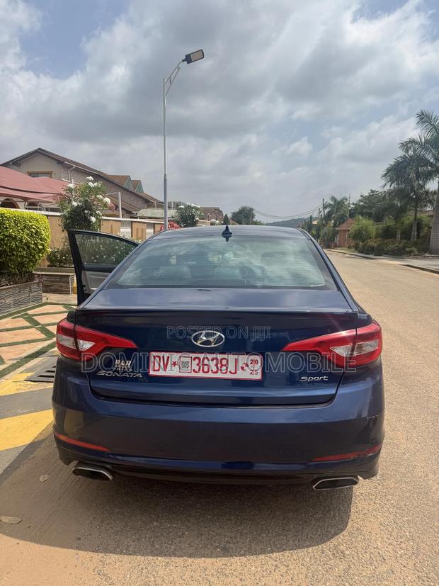 Hyundai Sonata Limited Sedan FWD (2.4L 4cyl 6A) 2017 Blue