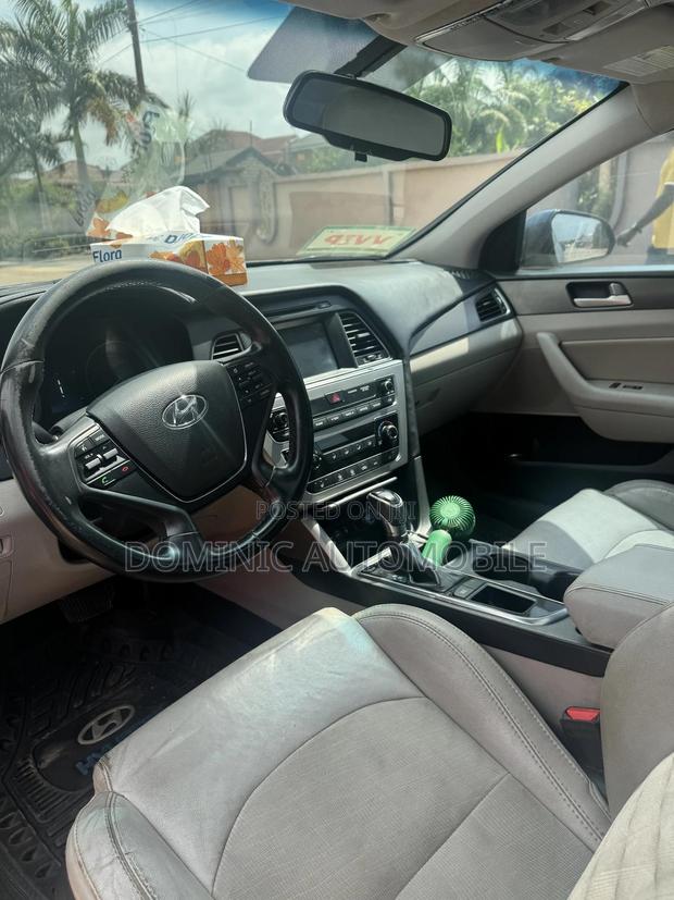 Hyundai Sonata Limited Sedan FWD (2.4L 4cyl 6A) 2017 Blue