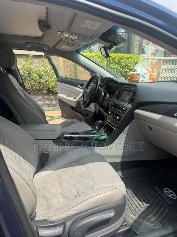 Hyundai Sonata Limited Sedan FWD (2.4L 4cyl 6A) 2017 Blue