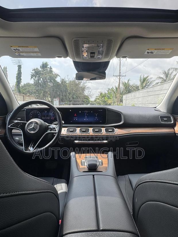 Mercedes-Benz GLE-Class GLE 350 4MATIC 2024 Silver