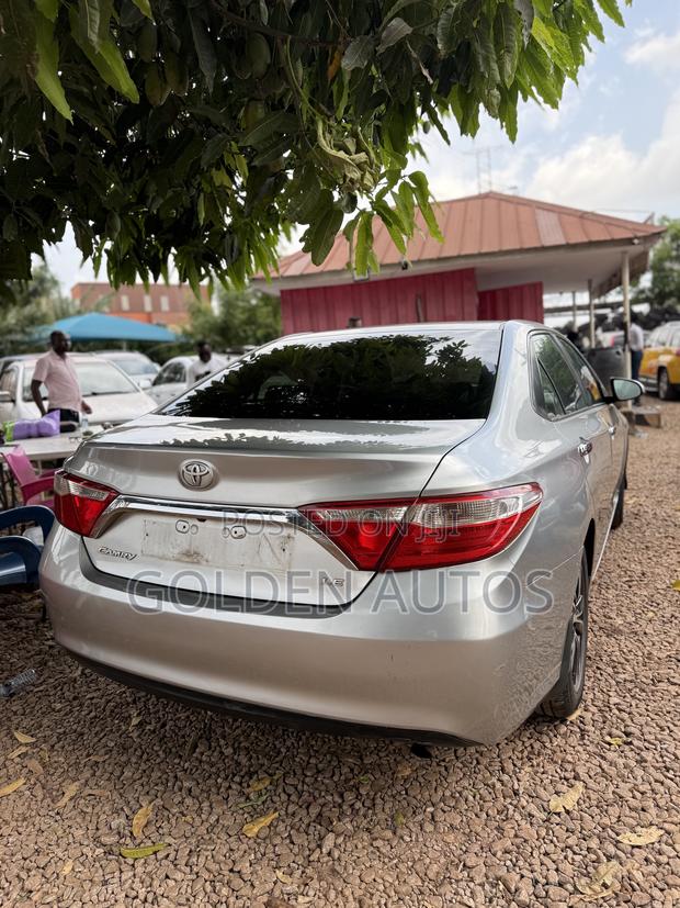 Toyota Camry LE 4dr Sedan (2.5L 4cyl 6A) 2017 Silver