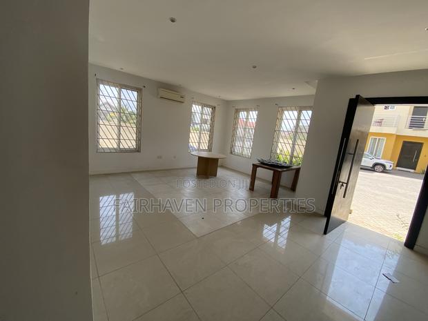 4bdrm Townhouse/Terrace in East Airport for sale · Photo 2