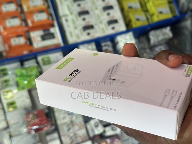 iPhone Charger (Original Medoosi) photo 2