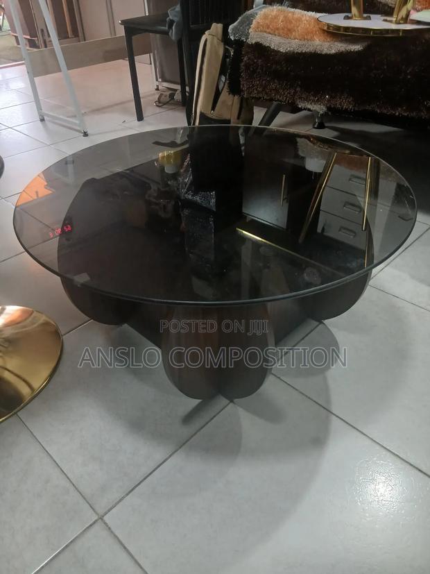 Portable 70 X 40cm Centre Table · Photo 4