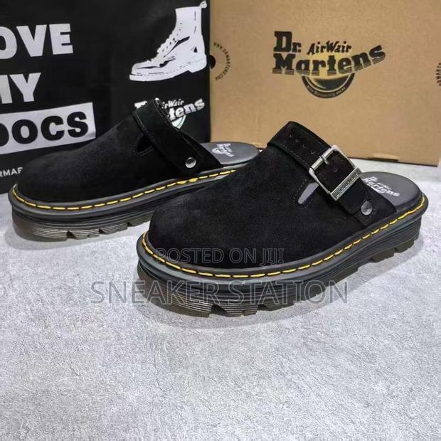 Authentic Dr Martens Half Shoes · Photo 3