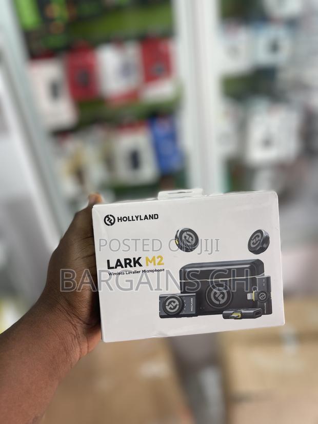 Hollyland Lark M2 Wireless Lavalier Microphone
