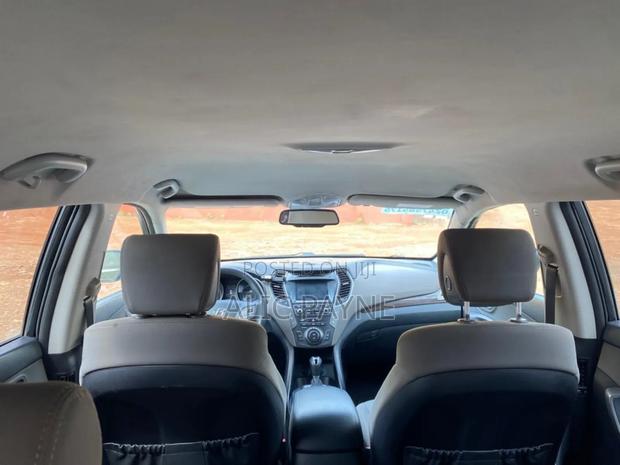 Hyundai Santa Fe SE AWD 2017 Black