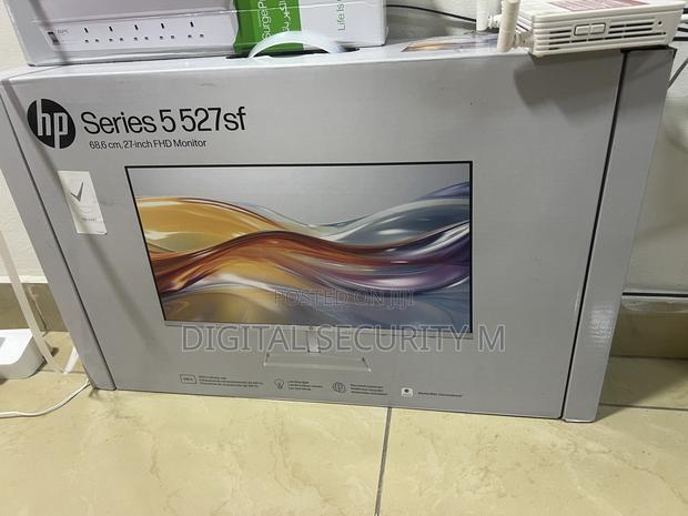 Hp Brand New 27” Monitor photo 4