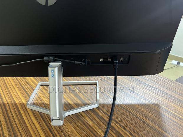 Hp Brand New 27” Monitor photo 5
