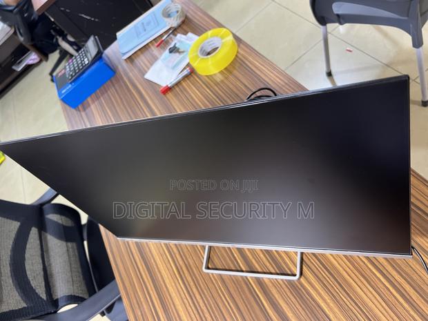 Hp Brand New 27” Monitor photo 7