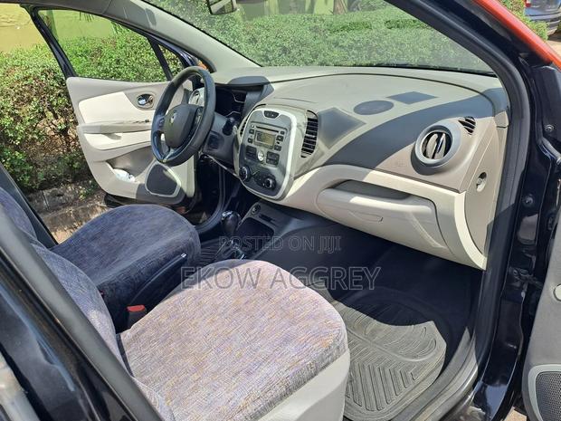 Renault Captur 1.2 Petrol FWD 2018 Black