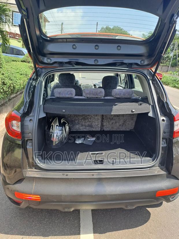 Renault Captur 1.2 Petrol FWD 2018 Black