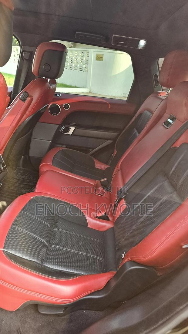 Land Rover Range Rover Sport HSE 4x4 PHEV 2020 Black photo 11
