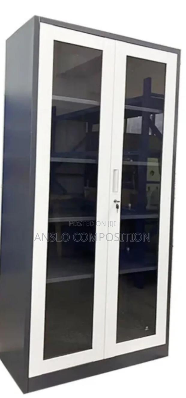 Directors Full=Glass Cabinet · Photo 4