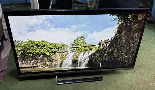 Panasonic 32 Inches Smart,Netflix,Youtube Tv ( Cash on Delivery) · Photo 3