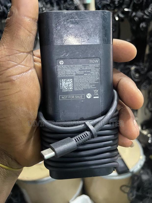 Hp Type C Adapter\ Charger 50v 3,0a 110w Uk Standard photo 2
