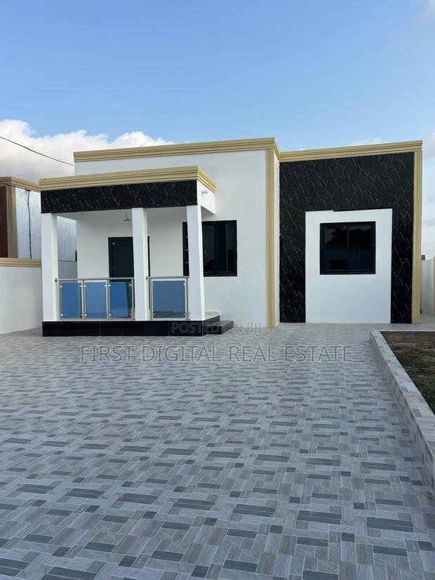 3bdrm House in First Digital Real, Ghana Link Area for sale · Photo 1