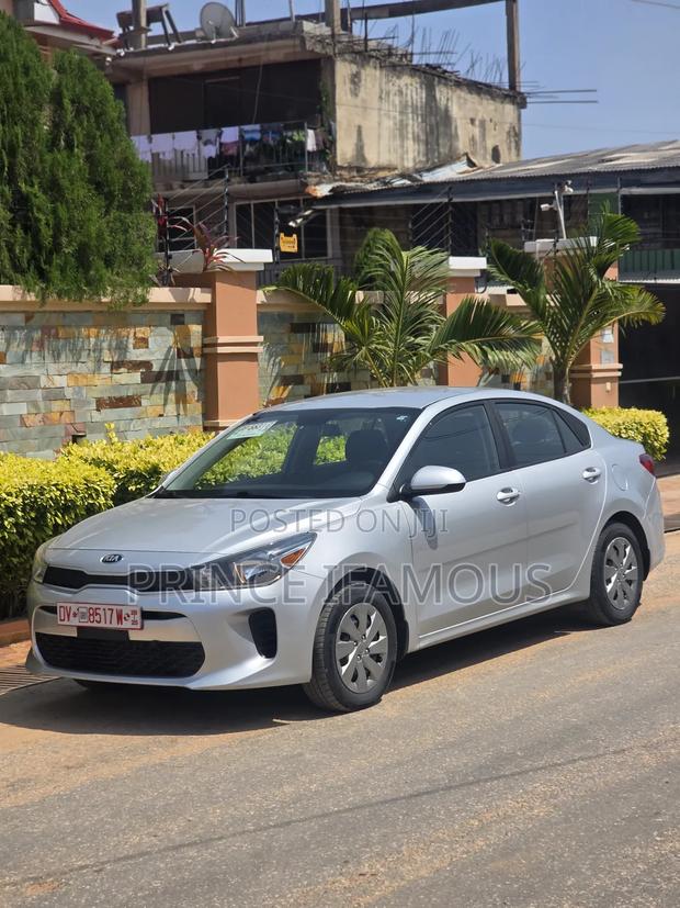 Kia Rio S Sedan 2018 Silver