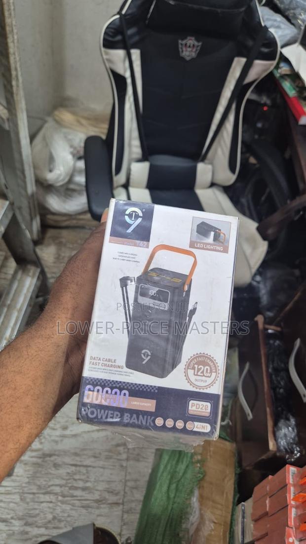 70,000 Mah T9 Powerbank photo 2