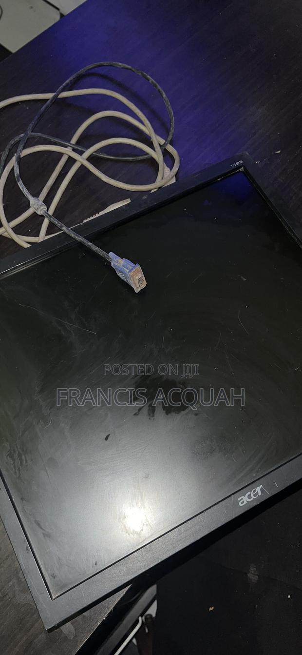 Acer Monitor · Photo 2