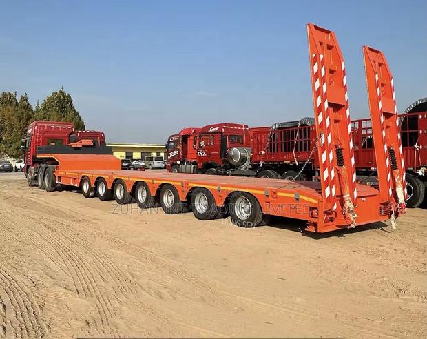 Customized Complete Trailer Trucks From China photo 12